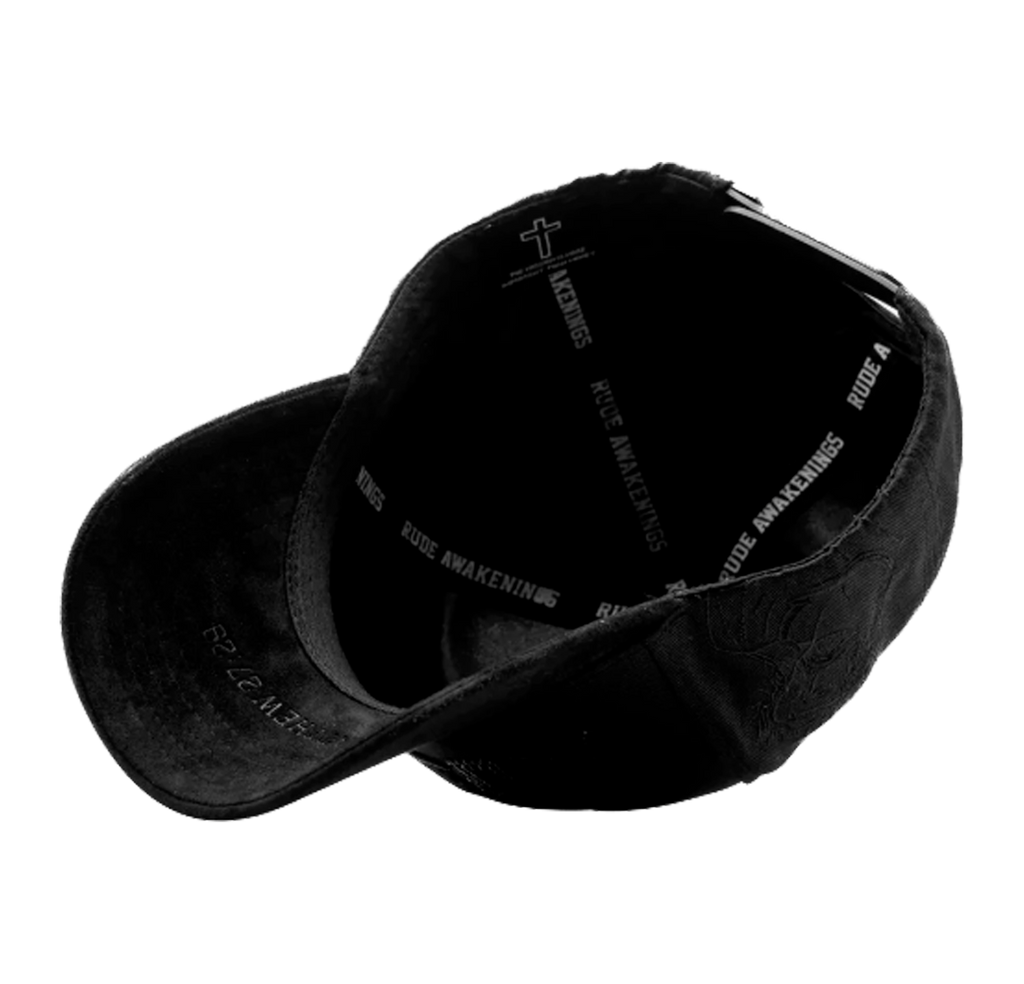 Gorra Rude Awakenings Triple Black Crystals