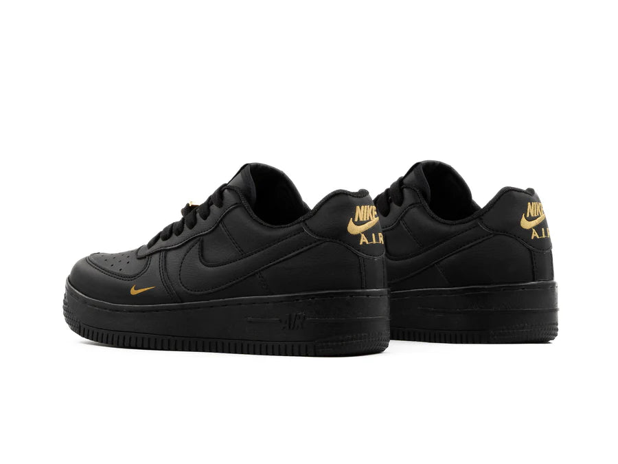 Air Force 1 Negro Oro